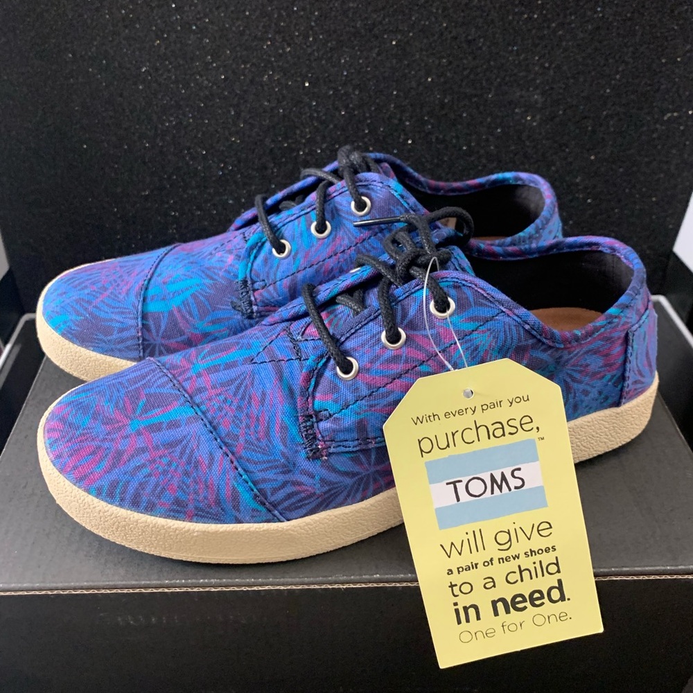 Toms Paseo Women’s Shoes Blue Canvas Palms Size 5